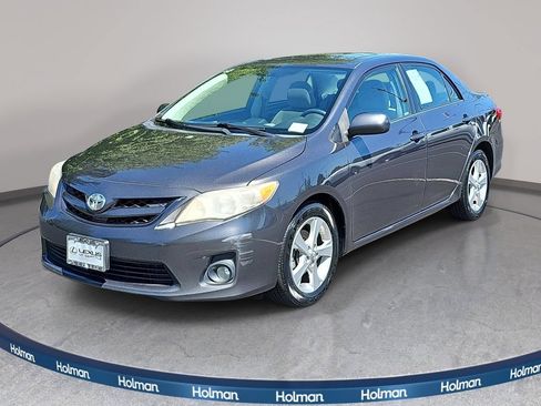 Used 2013 Toyota Corolla LE w/ Premium Pkg FWD image 1