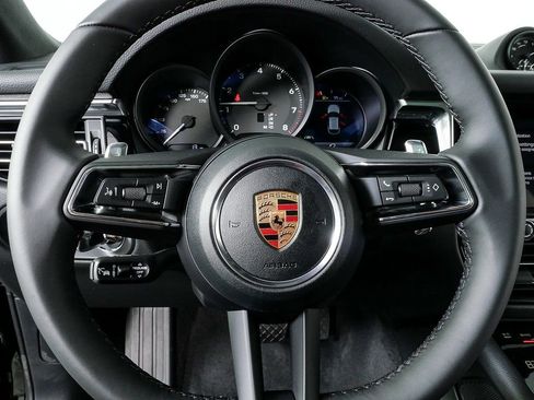 New 2026 Porsche Macan AWD image 9