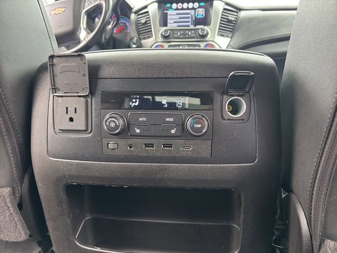 Used 2020 Chevrolet Tahoe LT image 18