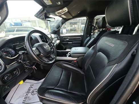 Used 2024 RAM 1500 Laramie image 5