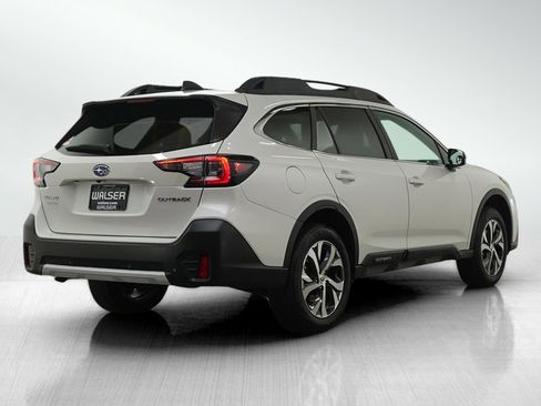 Used 2021 Subaru Outback Limited image 5