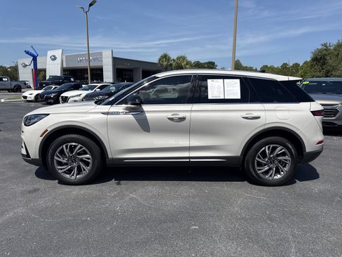 Used 2023 Lincoln Corsair FWD w/ Equipment Group 101A image 7