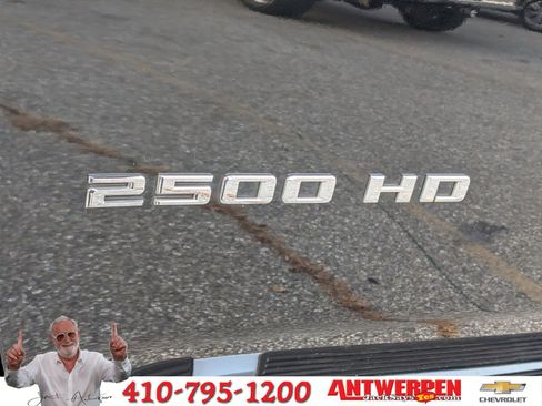 Used 2024 Chevrolet Silverado 2500 LT image 9