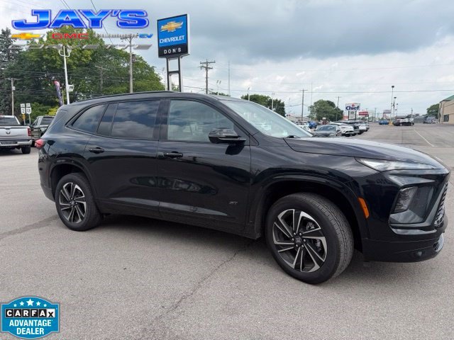Used 2025 Buick Enclave Sport Touring FWD image 1