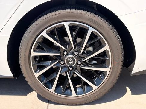 Used 2021 Hyundai Sonata Limited FWD image 6