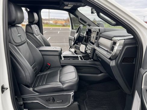 Used 2025 Ford F250 Platinum image 23