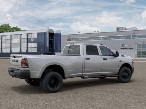 New 2026 RAM 3500 Tradesman AWD/4WD image 11