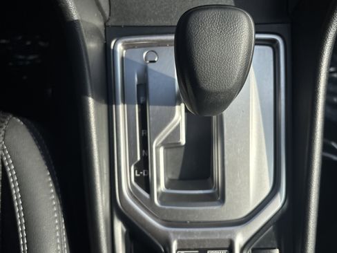 Used 2019 Subaru Forester Premium image 25