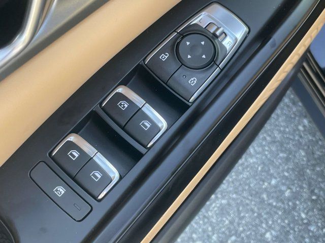 Certified 2024 Kia Carnival LX FWD image 26