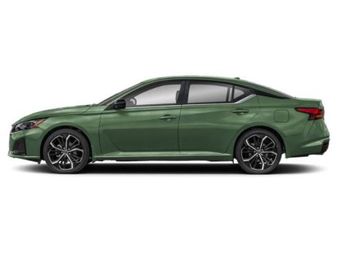 New 2026 Nissan Altima 2.5 SR AWD/4WD image 3