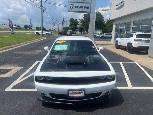 Used 2021 Dodge Challenger R/T Scat Pack RWD image 5