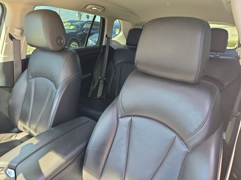 Used 2020 Buick Envision Essence image 9