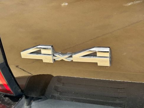 Used 2023 Toyota Tundra Limited w/ Power Package image 13