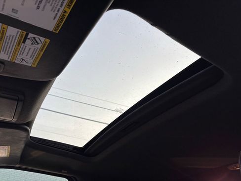 Used 2016 Ford F350 Lariat w/ Chrome Package image 18