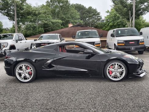 Used 2023 Chevrolet Corvette Stingray Preferred Conv w/ Z51 Performance Package RWD image 9