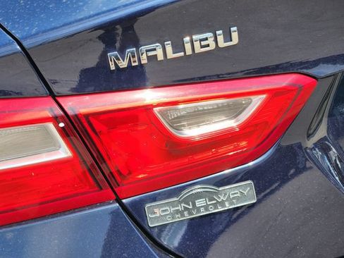 Used 2018 Chevrolet Malibu LT FWD image 11
