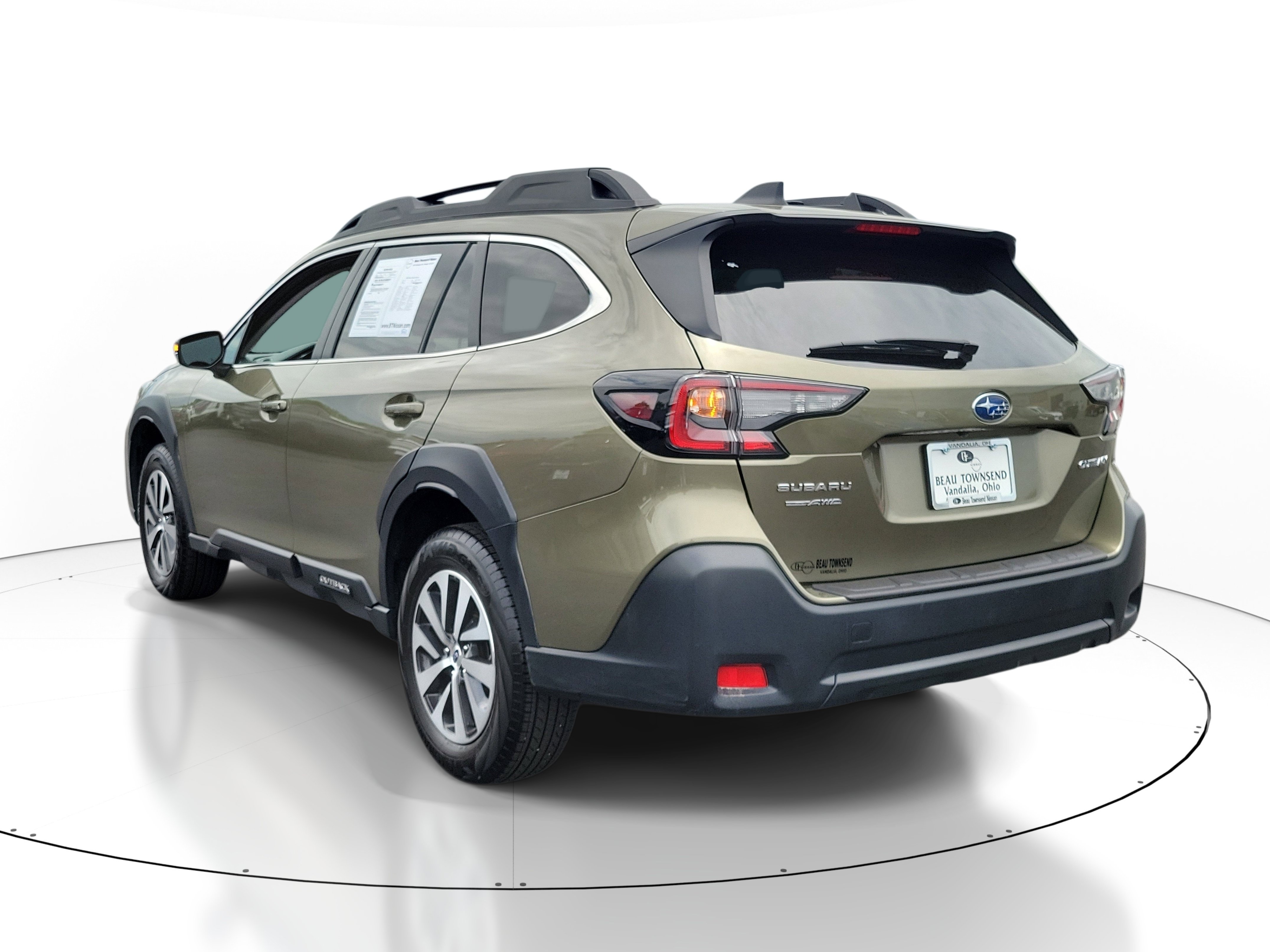 Used 2025 Subaru Outback Premium w/ Popular Package #1A AWD/4WD image 3