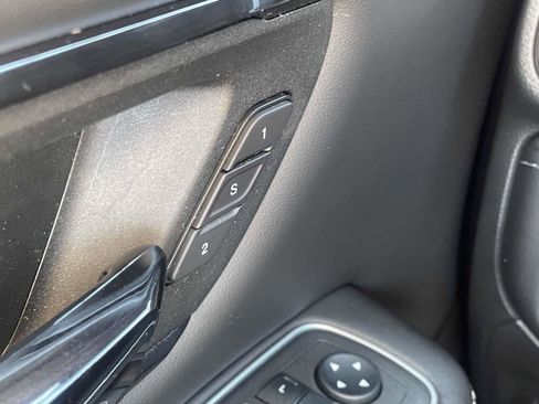 Used 2022 RAM 1500 Limited image 10