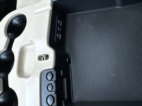 Used 2018 RAM 2500 Laramie AWD/4WD image 47