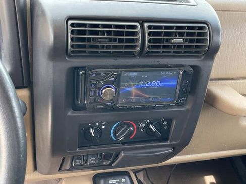 Used 2002 Jeep Wrangler Sahara image 15