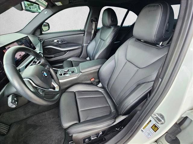Used 2024 BMW 330i Sedan RWD image 15