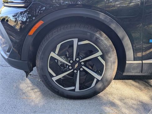 New 2026 Chevrolet Equinox EV LT image 7