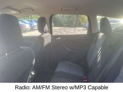 Used 2019 Ford Escape SE image 11