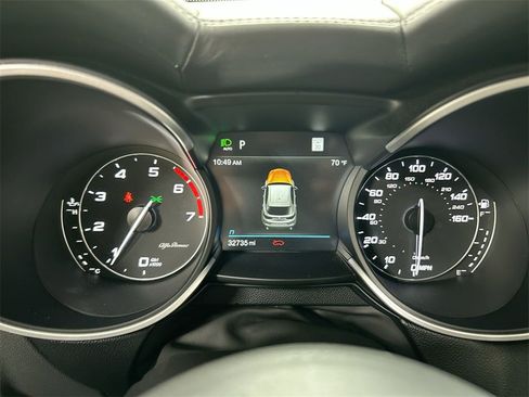 Used 2023 Alfa Romeo Stelvio Ti image 14