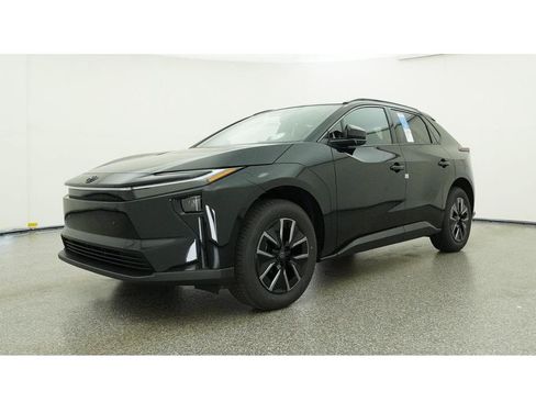New 2026 Toyota bZ FWD image 17
