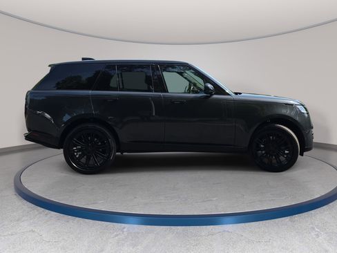 New 2026 Land Rover Range Rover SE AWD/4WD image 4
