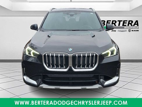 Used 2025 BMW X1 xDrive28i image 2