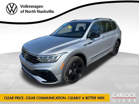 Used 2023 Volkswagen Tiguan SE R-Line image 1