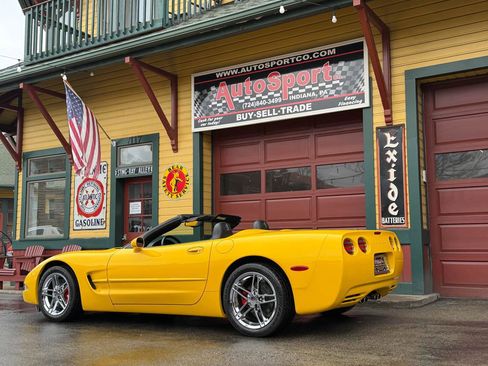 Used 2003 Chevrolet Corvette Convertible w/ Preferred Equipment Group1 image 18