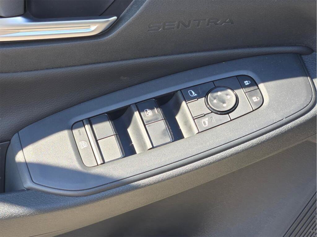 New 2026 Nissan Sentra SV w/ SV Convenience Package FWD image 21