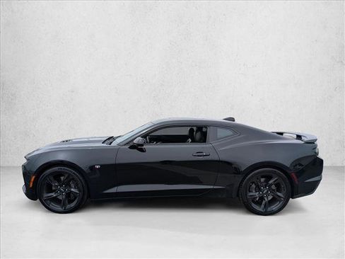 Used 2020 Chevrolet Camaro SS RWD image 8