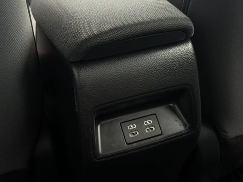 Used 2025 Toyota Corolla LE w/ LE Premium Package FWD image 14