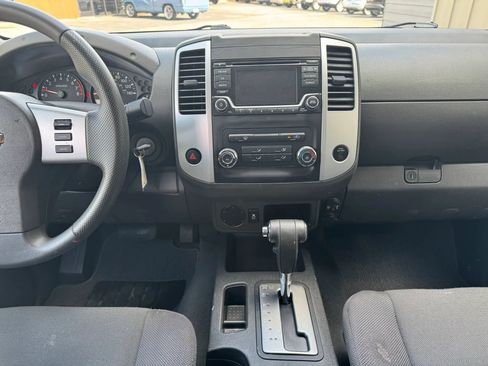 Used 2018 Nissan Frontier S RWD image 10