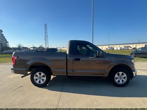 Used 2016 Ford F150 XLT image 8