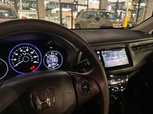 Used 2016 Honda HR-V EX image 18