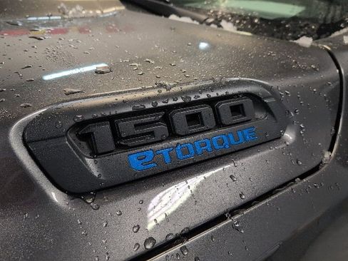 New 2026 RAM 1500 4x4 Crew Cab image 6