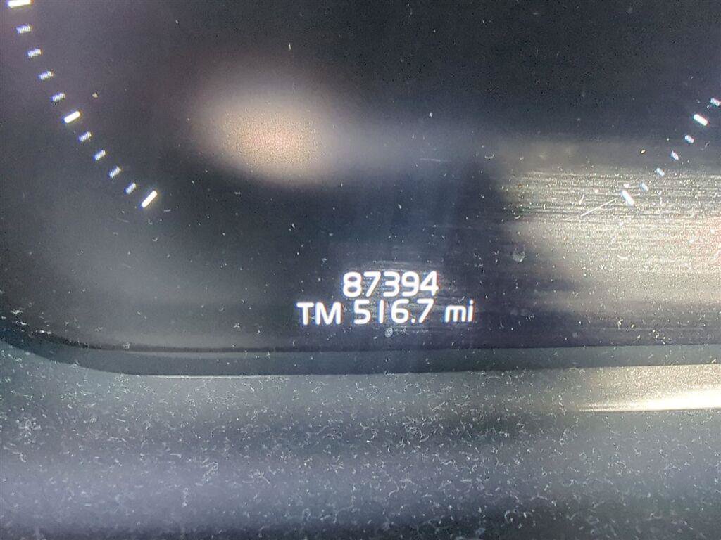Used 2019 Volvo XC60 T6 Inscription w/ Protection Package AWD/4WD image 6