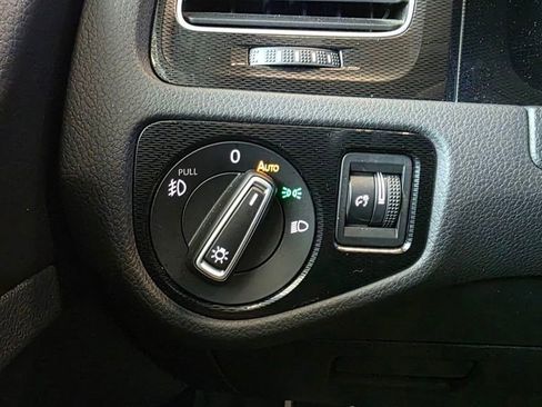 Used 2016 Volkswagen GTI SE w/ Lighting Package (SEL) image 29