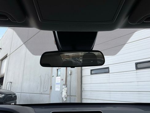 Used 2025 Nissan Altima 2.5 SV image 18