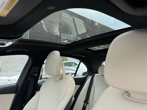 Certified 2022 Mercedes-Benz C 300 4MATIC Sedan image 22