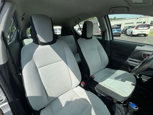 Used 2016 Toyota Prius C One FWD image 16
