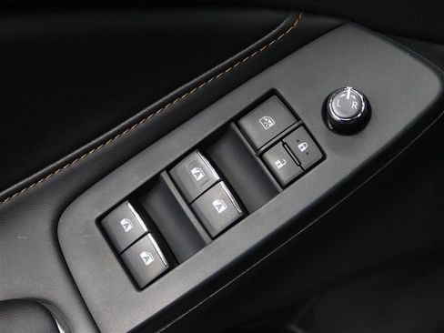 Used 2021 Toyota Avalon XSE image 39