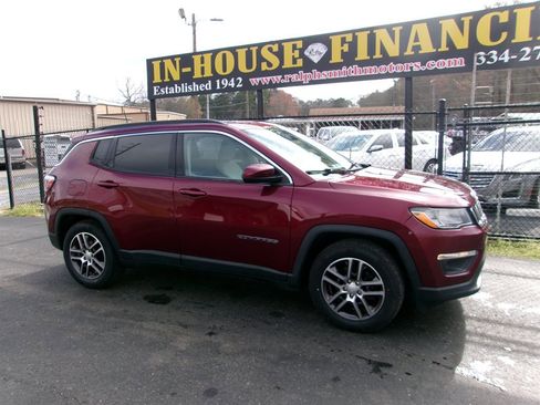 Used 2020 Jeep Compass Latitude image 5