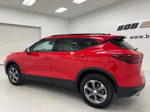 Used 2023 Chevrolet Blazer LT w/ Convenience Package FWD image 7