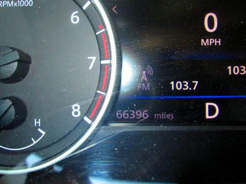 Used 2021 Nissan Sentra SV image 13