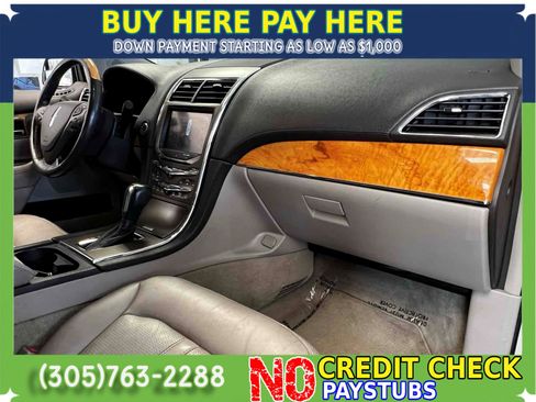 Used 2012 Lincoln MKX FWD w/ Wood Pkg image 6